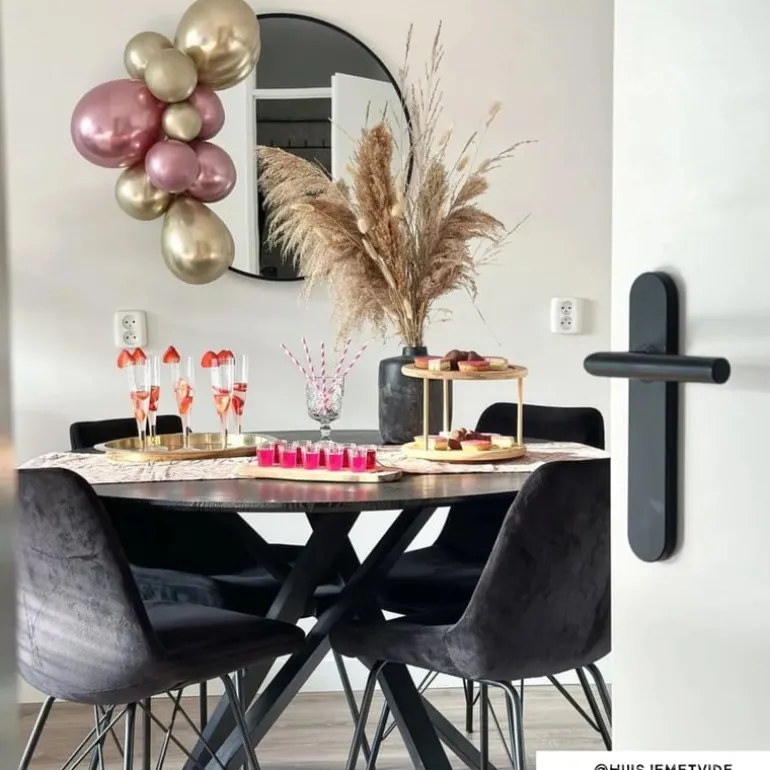 Eetkamerstoel zwart - velvet - 52x52x81 cm