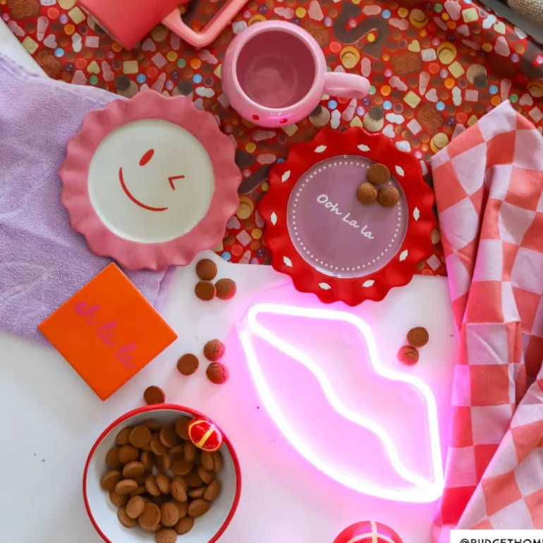 Neon LED lamp lippen - roze - 15x28x2 cm