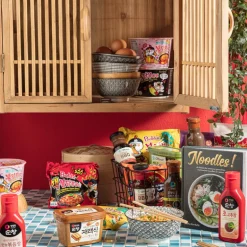 Noodles - hot chicken - cheese